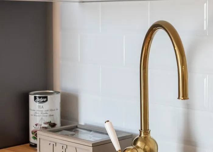 Apartment Romantic With Balcony *