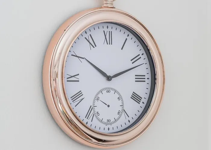 Romantic With Balcony Apartment