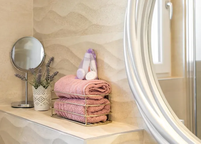 Apartment Romantic With Balcony